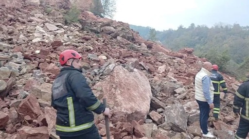 Ordu'da taş ocağında göçük! 2 işçiye ulaşılmaya çalışılıyor